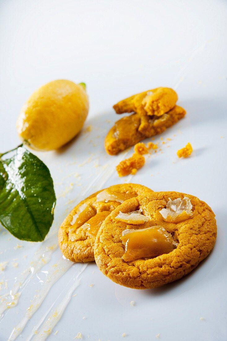 Zitronencookies und Zitrone