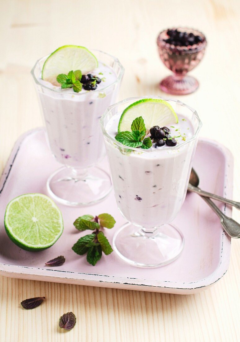 Lime cream with blackcurrants and mint