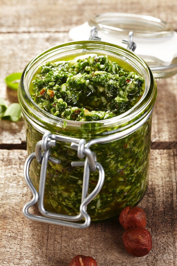 Wild garlic pesto with hazelnuts