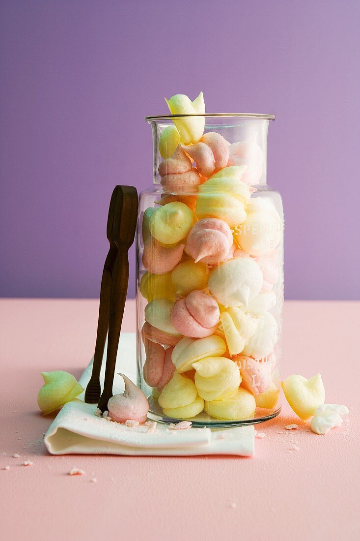 Colourful fruit meringues