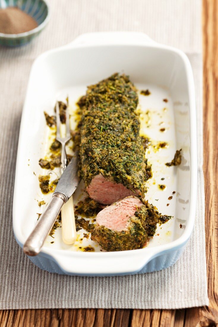 Pork fillet with a parsley crust