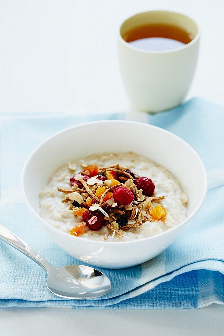 Porridge mit Beeren