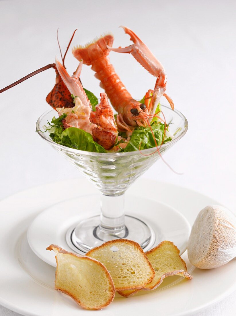 Lobster cocktail with crisps