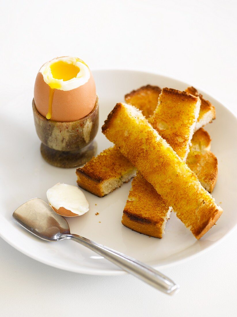 A soft-boiled egg and soilders