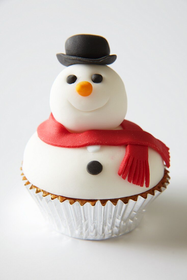 Cupcake-Schneemann für Weihnachten