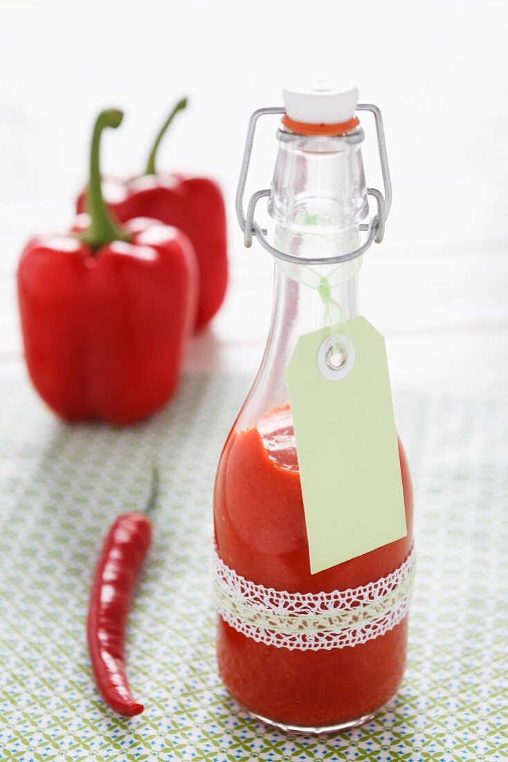 Pepper and chilli ketchup