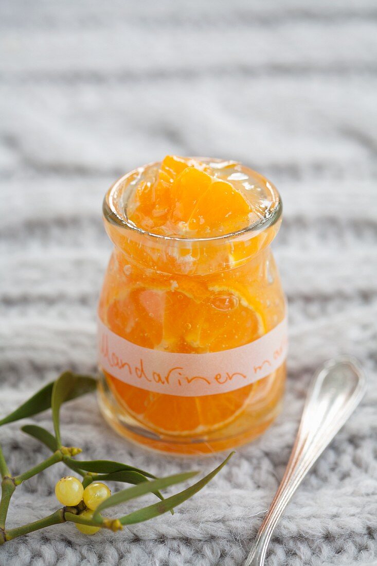 Mandarin jelly with Grand Marnier (Christmas)