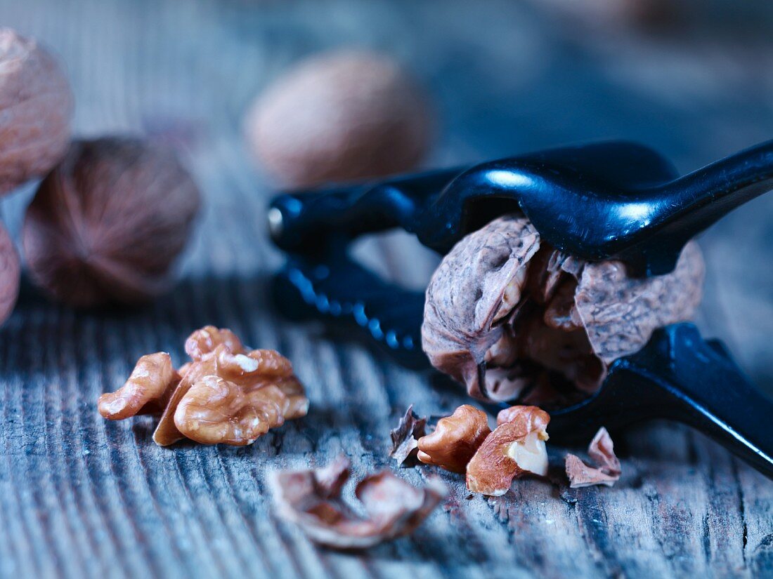 Whole Walnuts with Nut Crackers