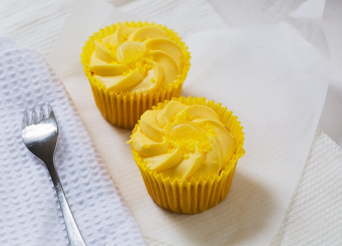 Zitronen Cupcakes mit Creme