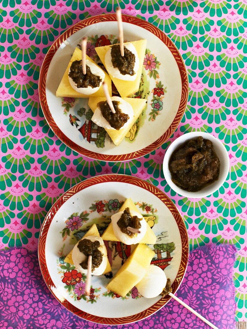 Pineapple with mozzarella and coriander paste