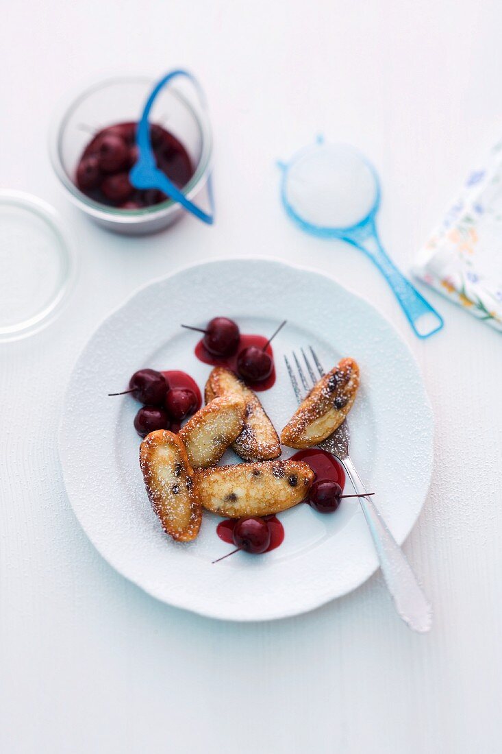 Quarkkeulchen (potato and quark cakes) with cherry compote