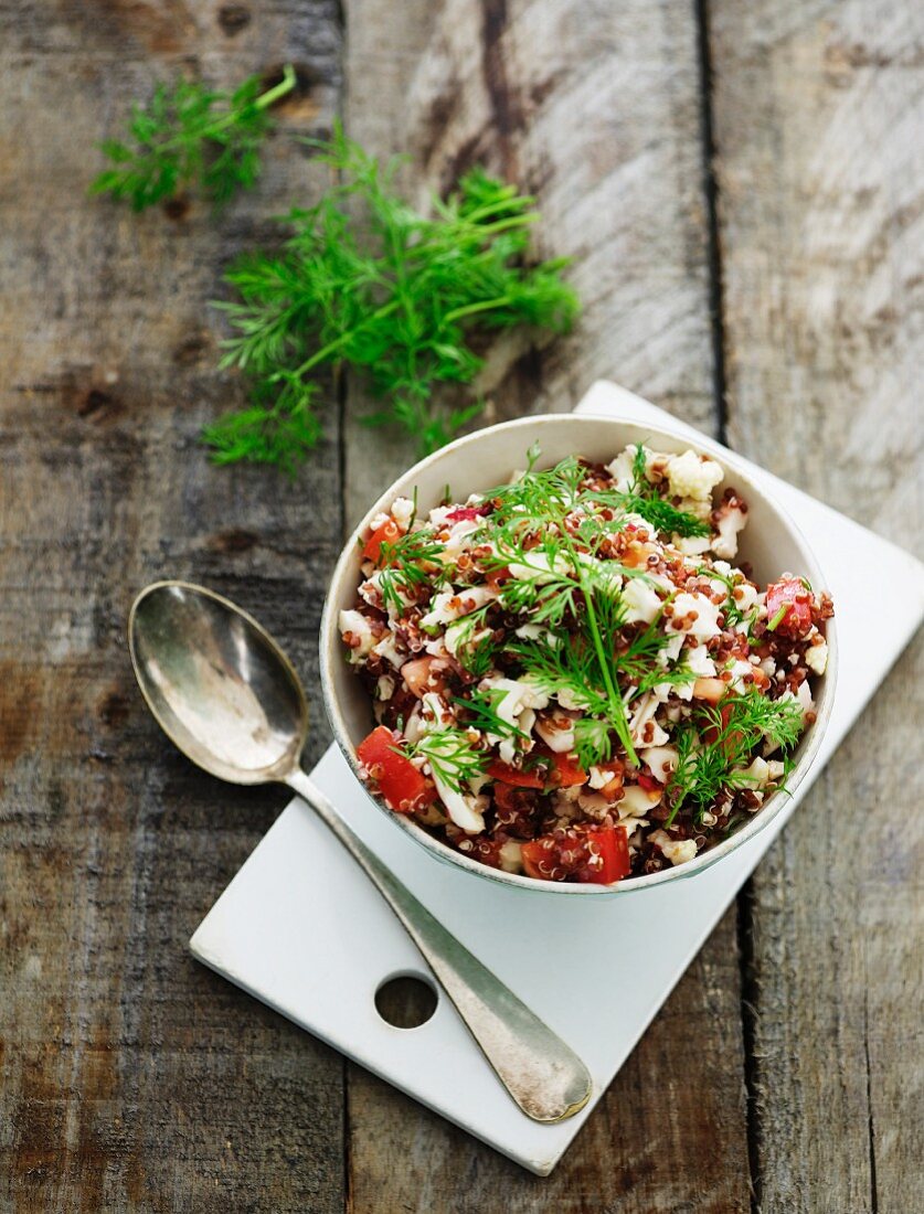 Quinoa salad with dill