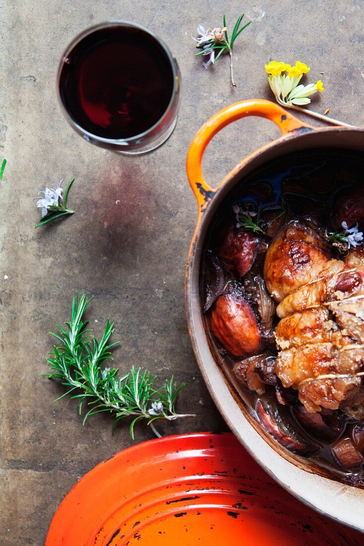 Lamb braised in red wine with garlic