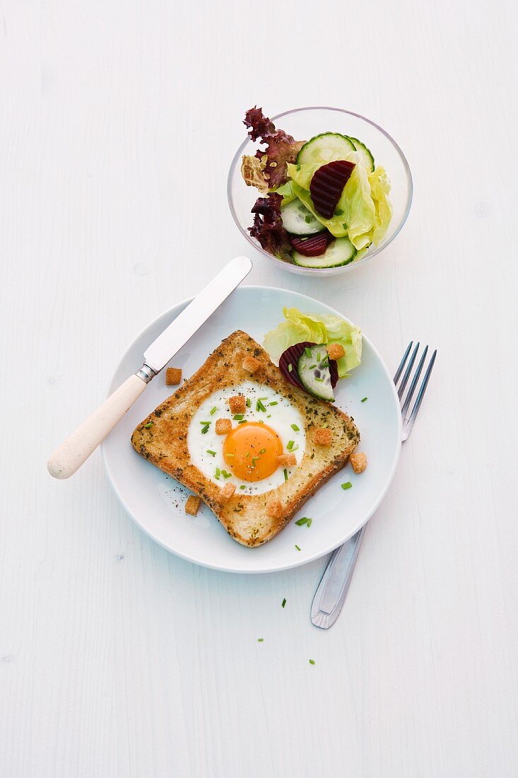 Spiegelei im Toastbrot