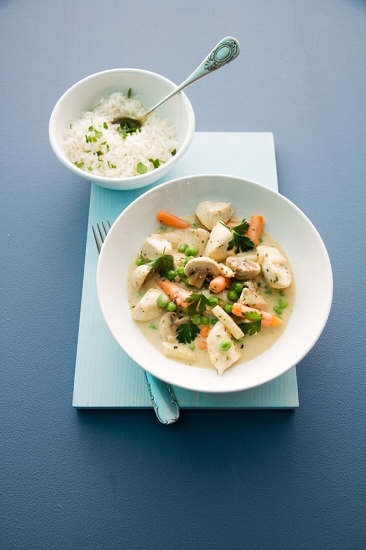 Quick chicken fricassee with rice