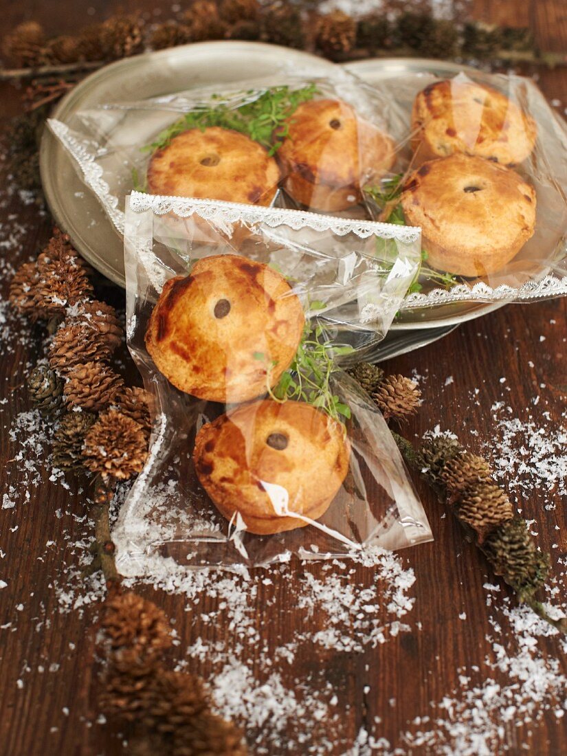 Mini meat pies as a Christmas present
