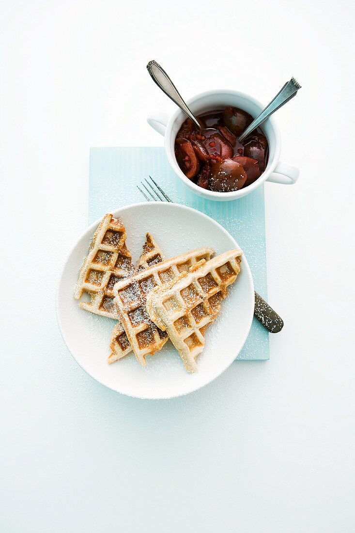 Cinnamon waffles with plum compote