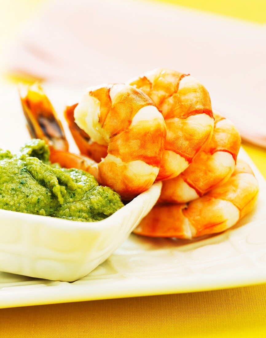 Prawns with pesto