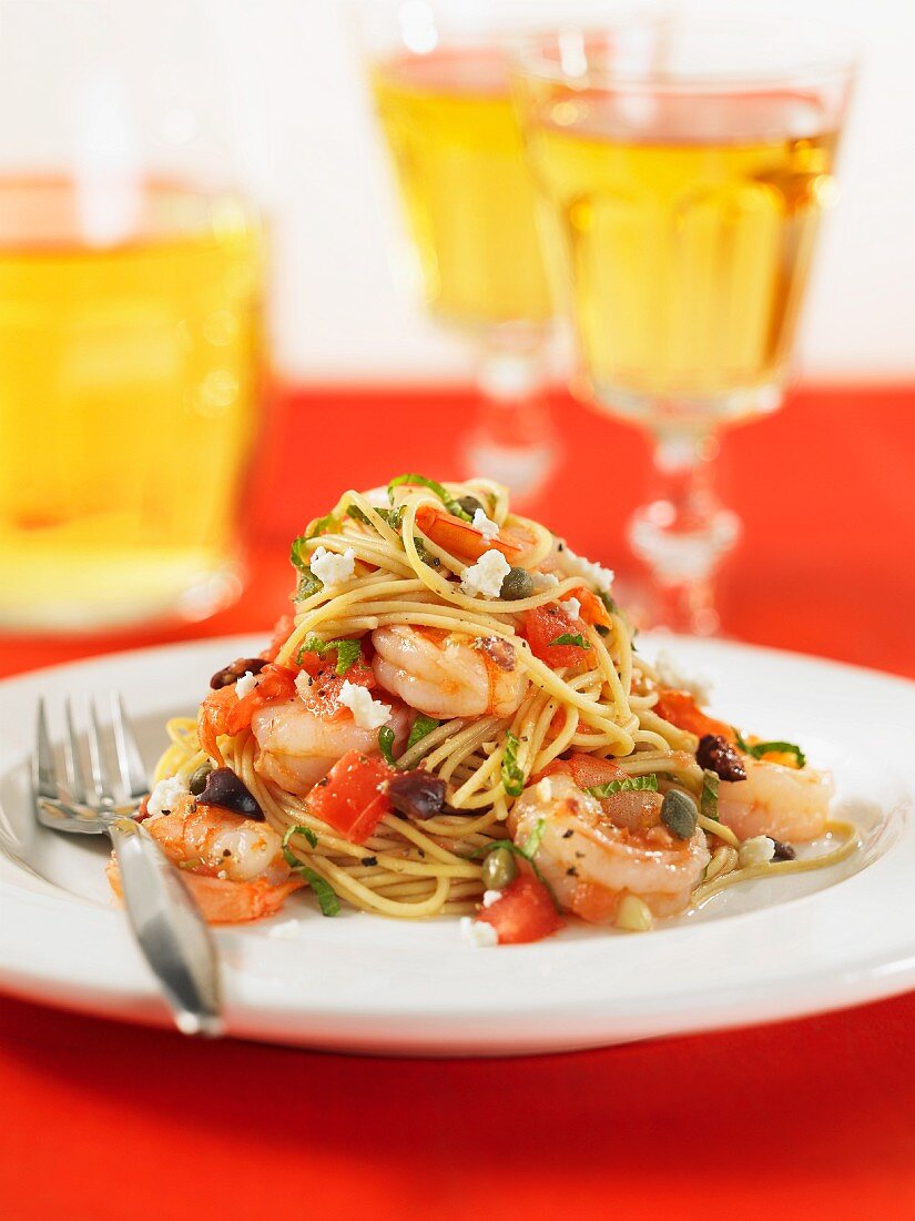 Spaghetti with tomatoes and shrimps