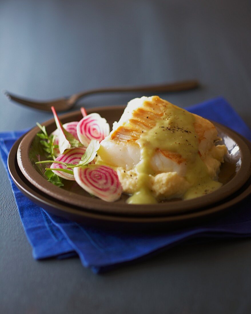 Cod with beetroot salad, cauliflower and Hollandaise sauce