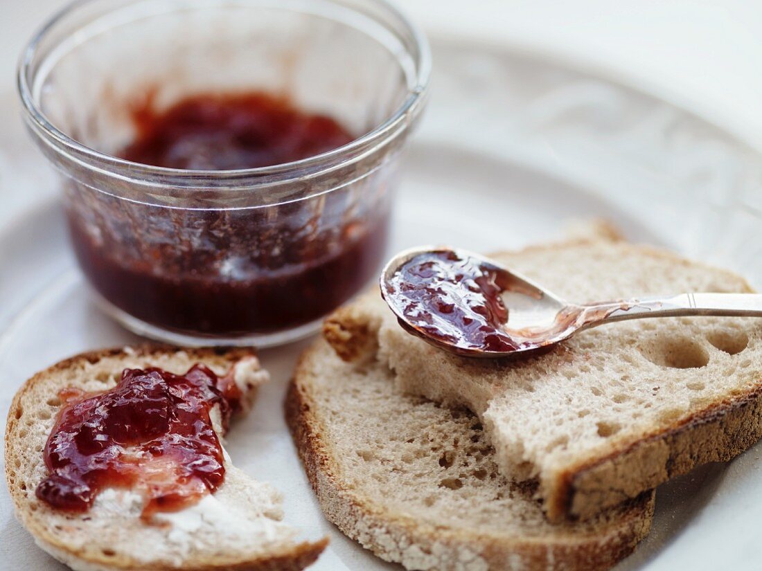 Bread with butter and jam