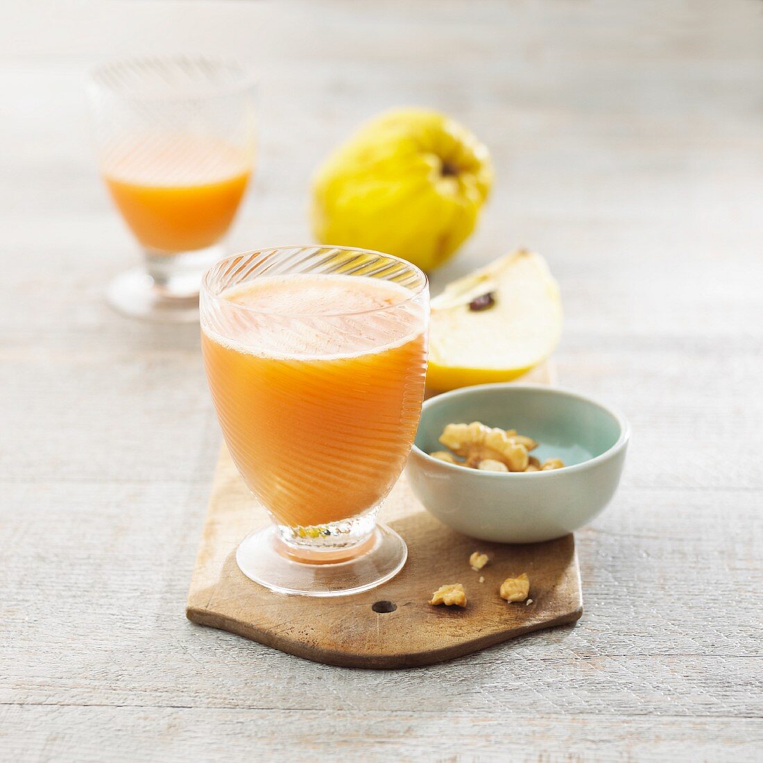 Quince juice with walnuts