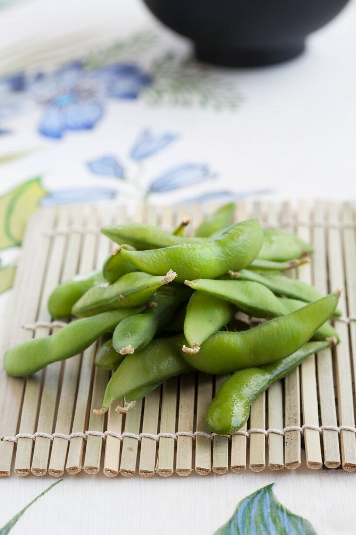 Cooked soya beans on a bamboo mat (Japan)