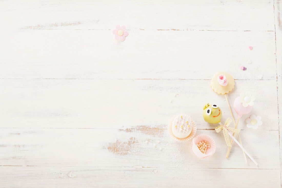 A petit four and various cake pops