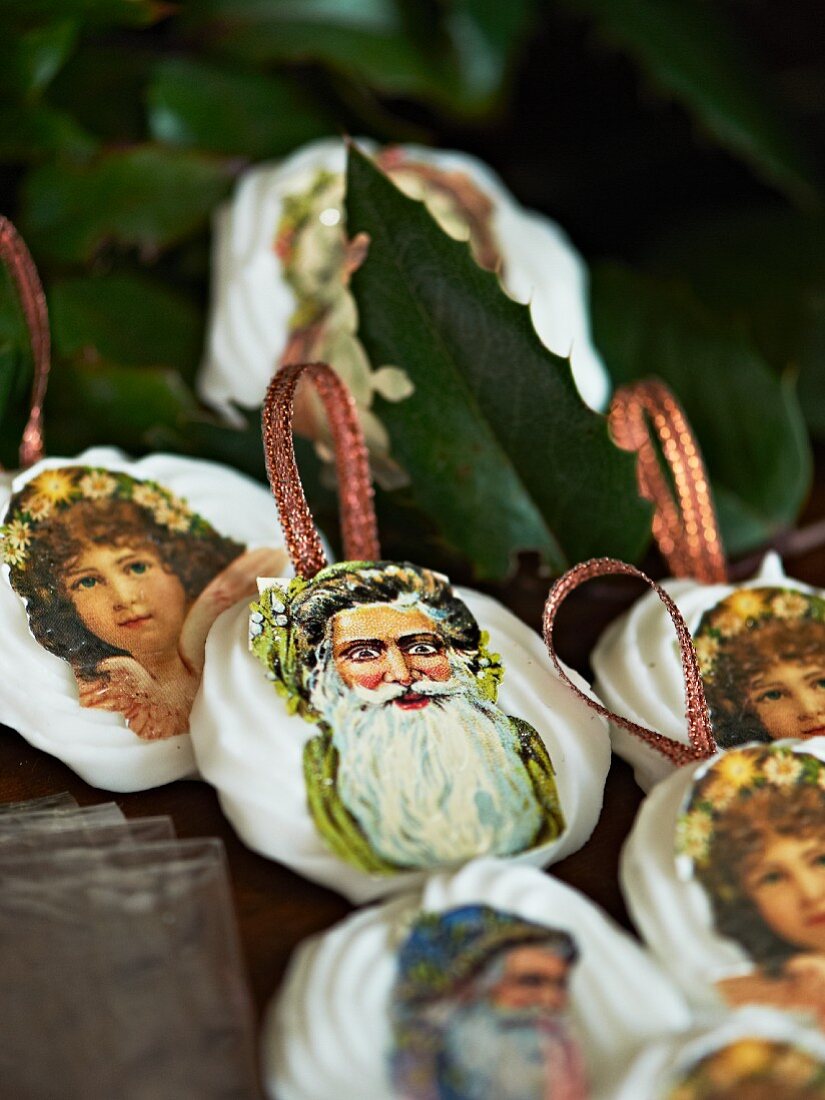 Meringue Christmas tree ornaments decorated with old-fashioned pictures
