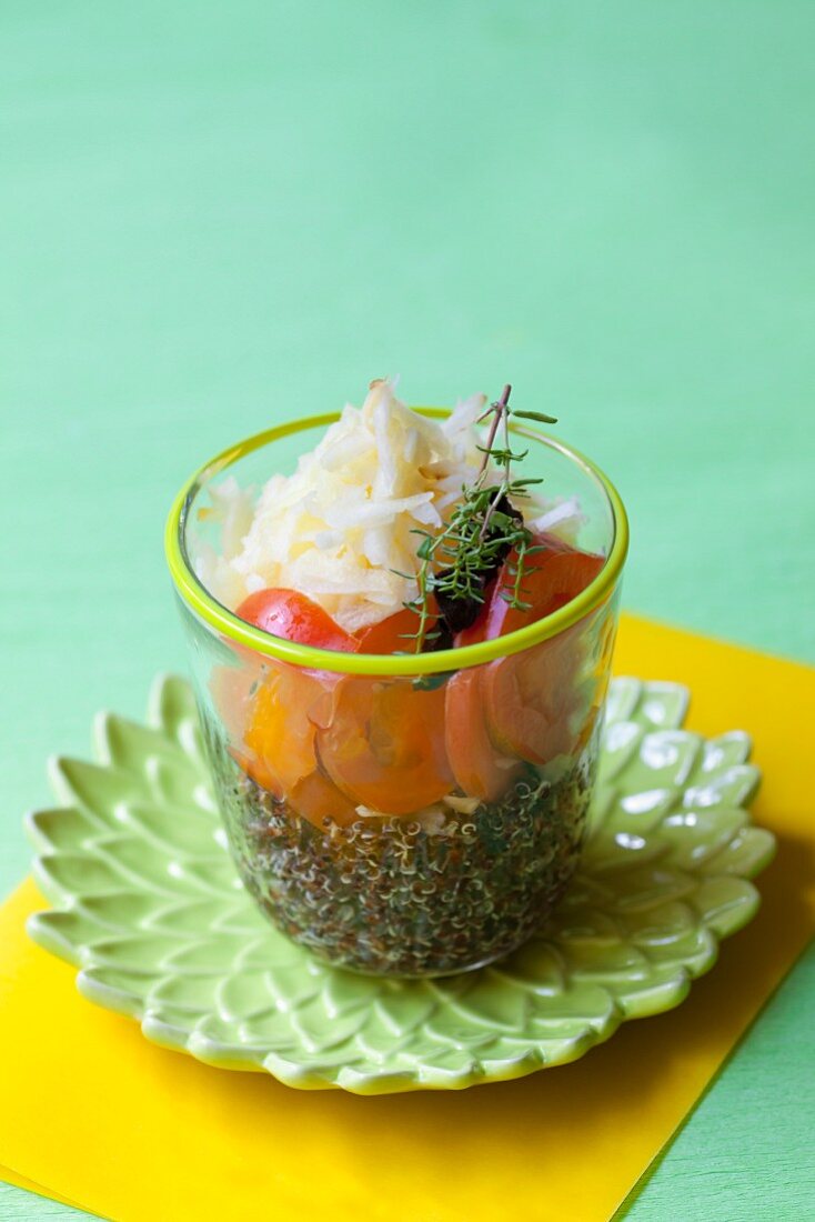 Quinoa salad with tomatoes and white carrots