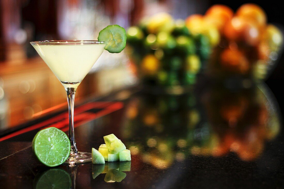 Gurken-Martini mit Limette