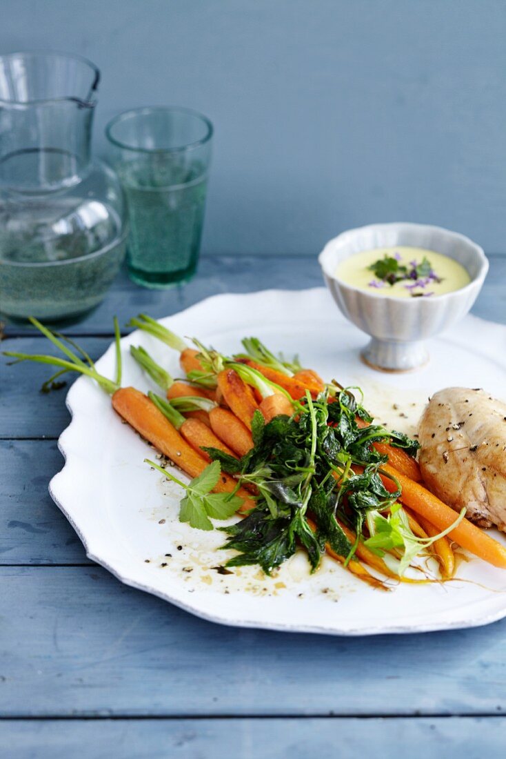 Roast carrots with ground elder