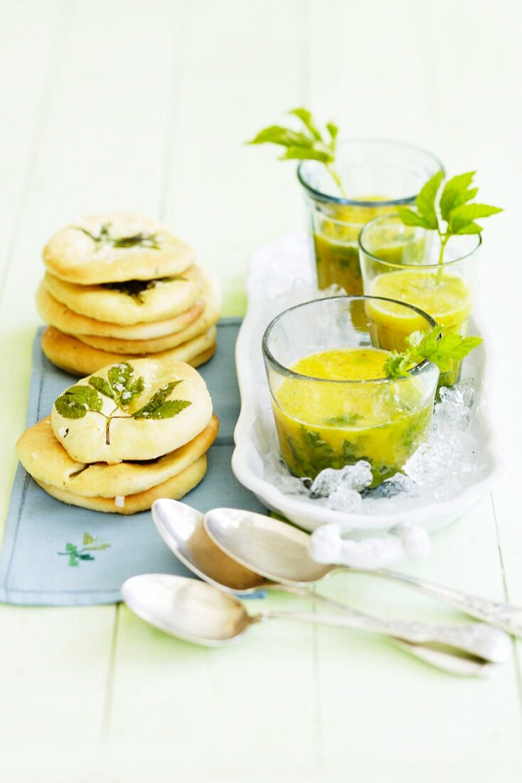 Ground elder and pepper gazpacho with herb bread