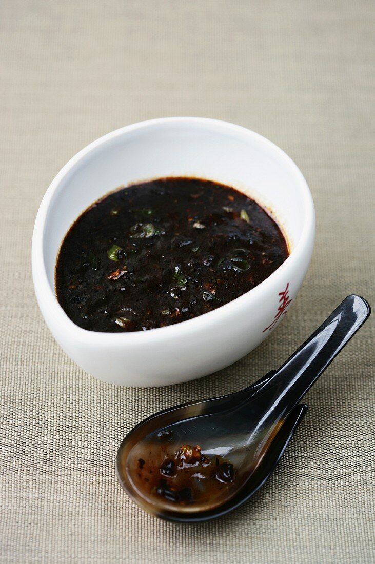 Schwarze Bohnensauce aus China