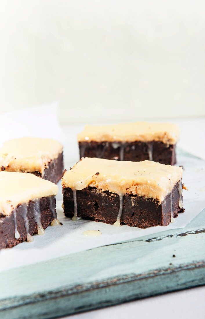 Peanut brownies topped with toffee