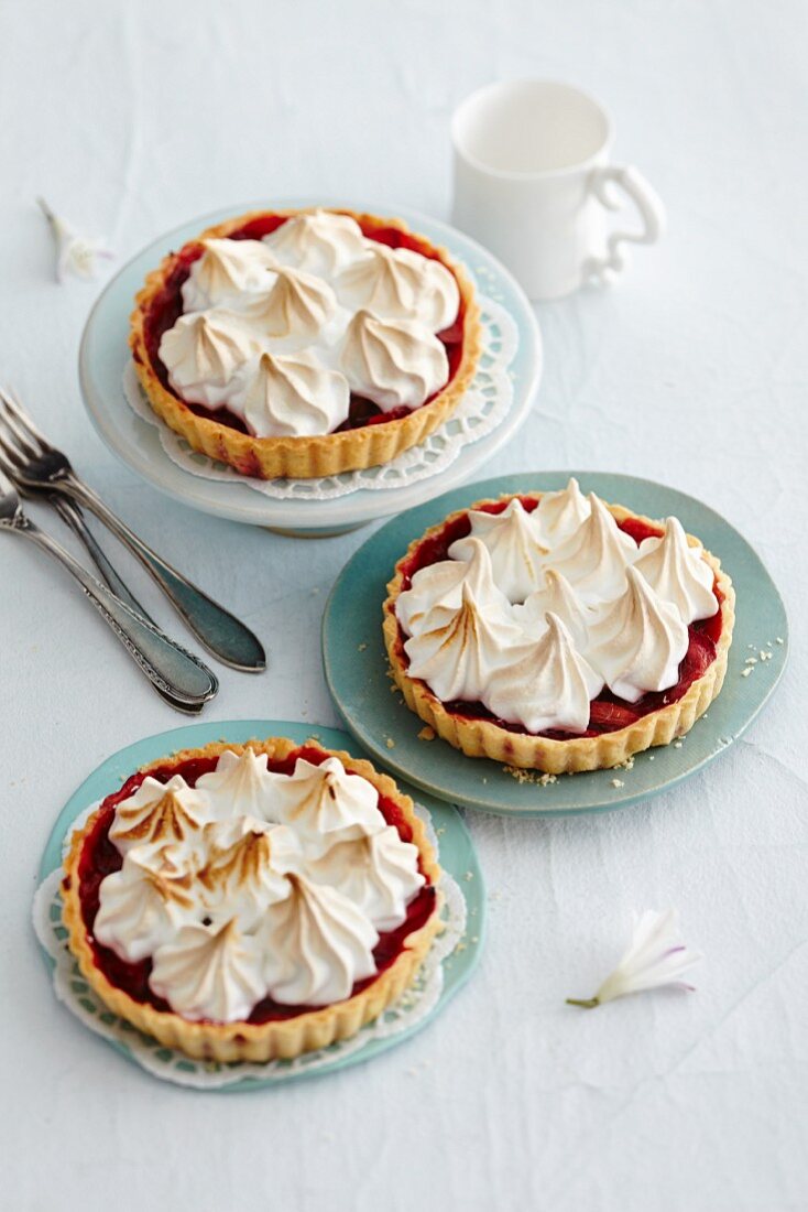 Rhubarb tartlets topped with meringue