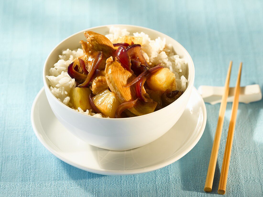 Sweet-and-sour chicken with rice (Asia)