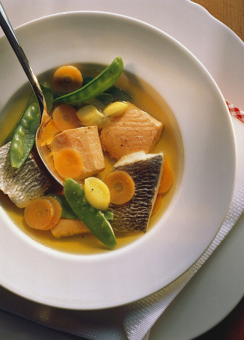 Pot-au-feu with Pike, Perch and Salmon with Vegetables