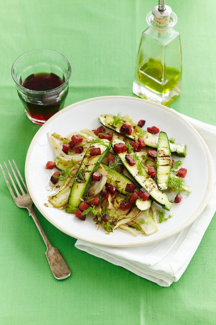 Fennel and courgette salad with diced bacon