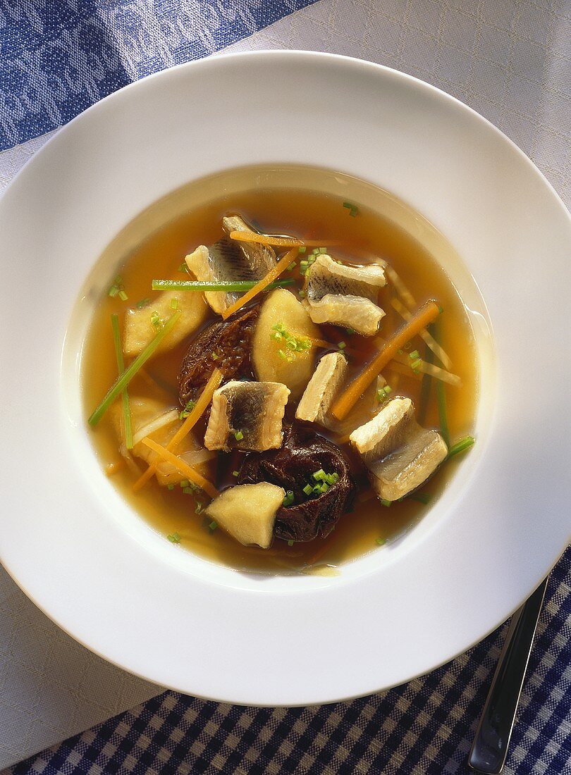 Eel Soup with julienne Vegetables