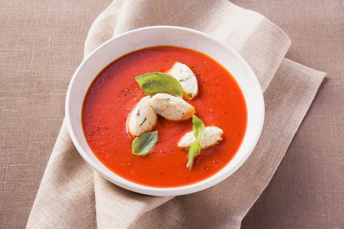 Cream of tomato soup with ricotta dumplings