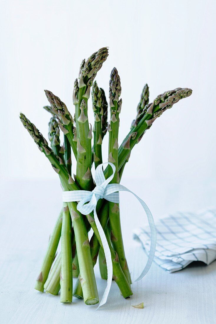 A bundle of green asparagus