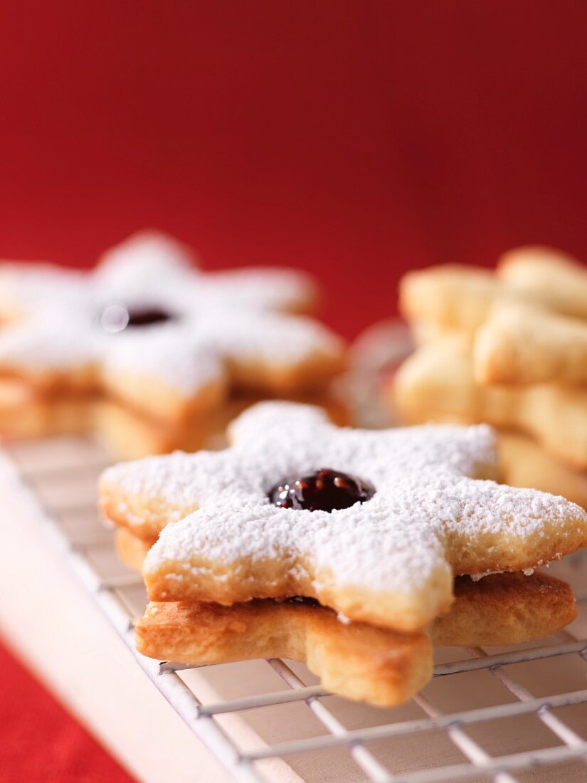 Star shaped biscuits with a jam filling