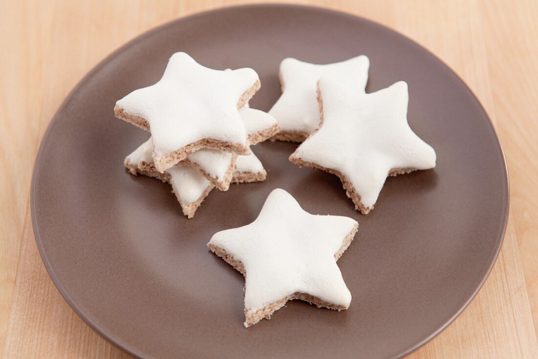 Christmas cookies, cinnamon stars