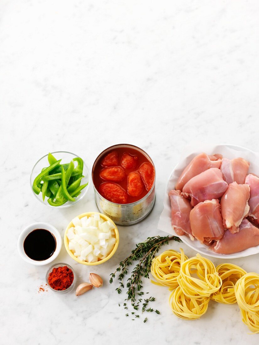 Chicken, pasta, tomatoes, peppers and spices