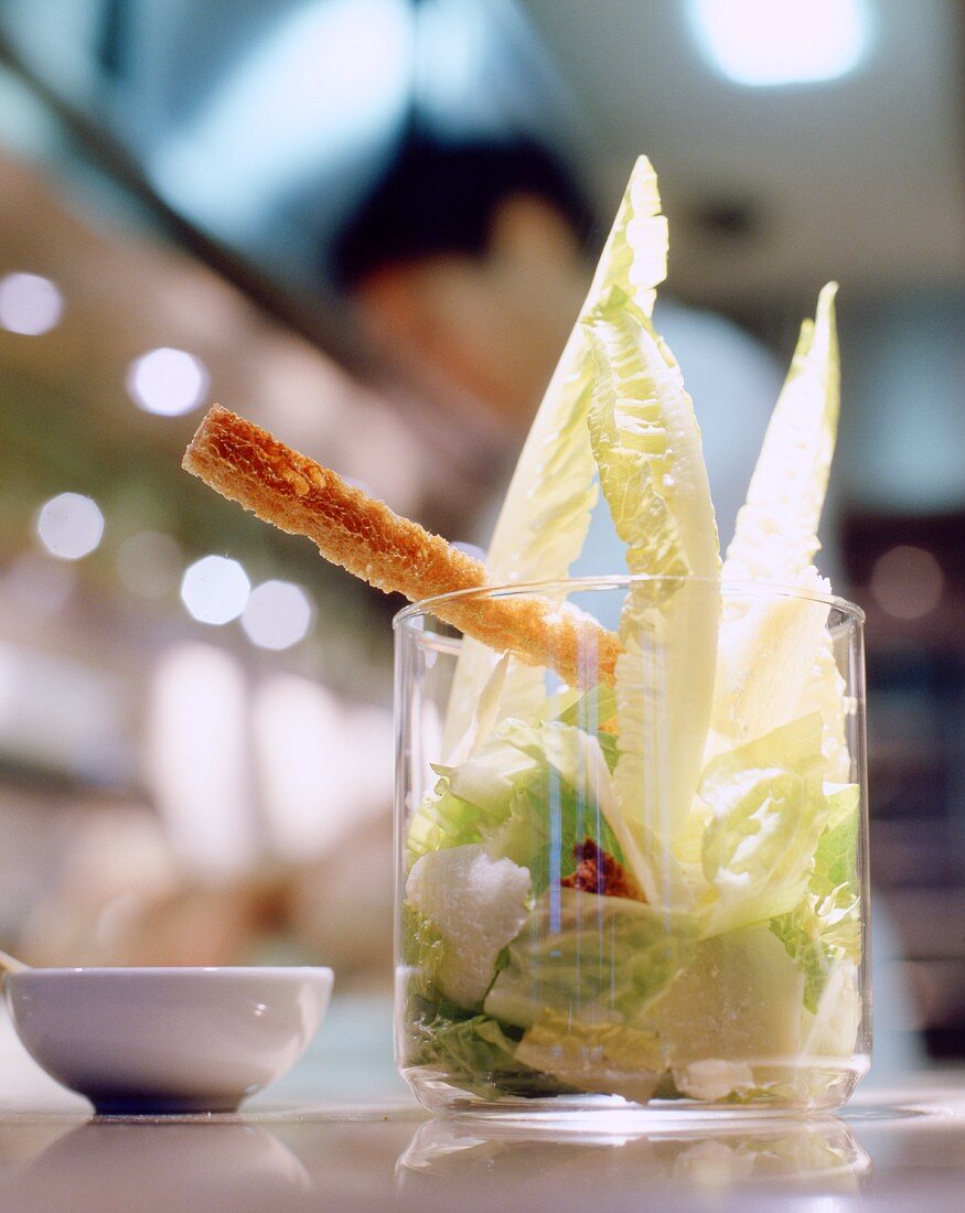 Mixed leaf salad with a breadstick