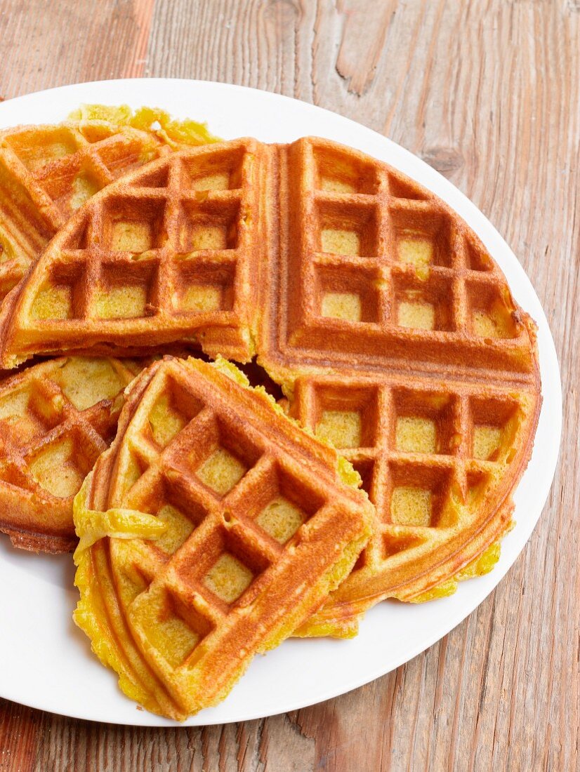 A plate of waffles