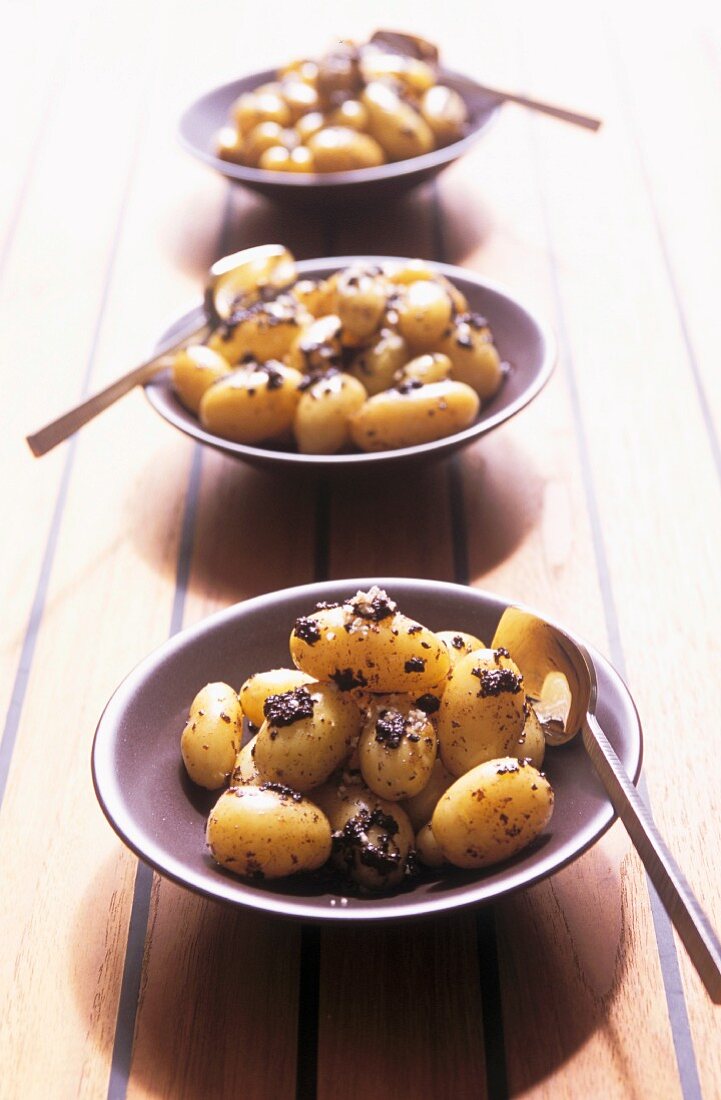 Potatoes with tapenade