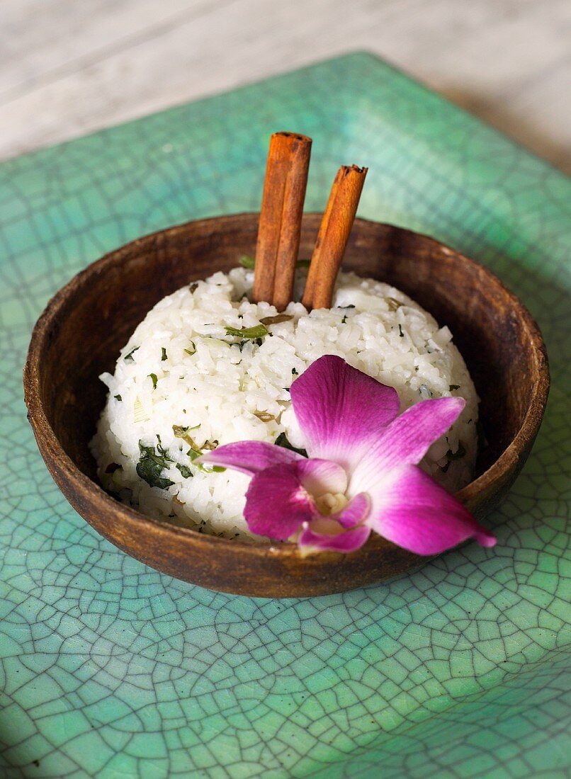 Basmati rice with cinnamon sticks (Asia)