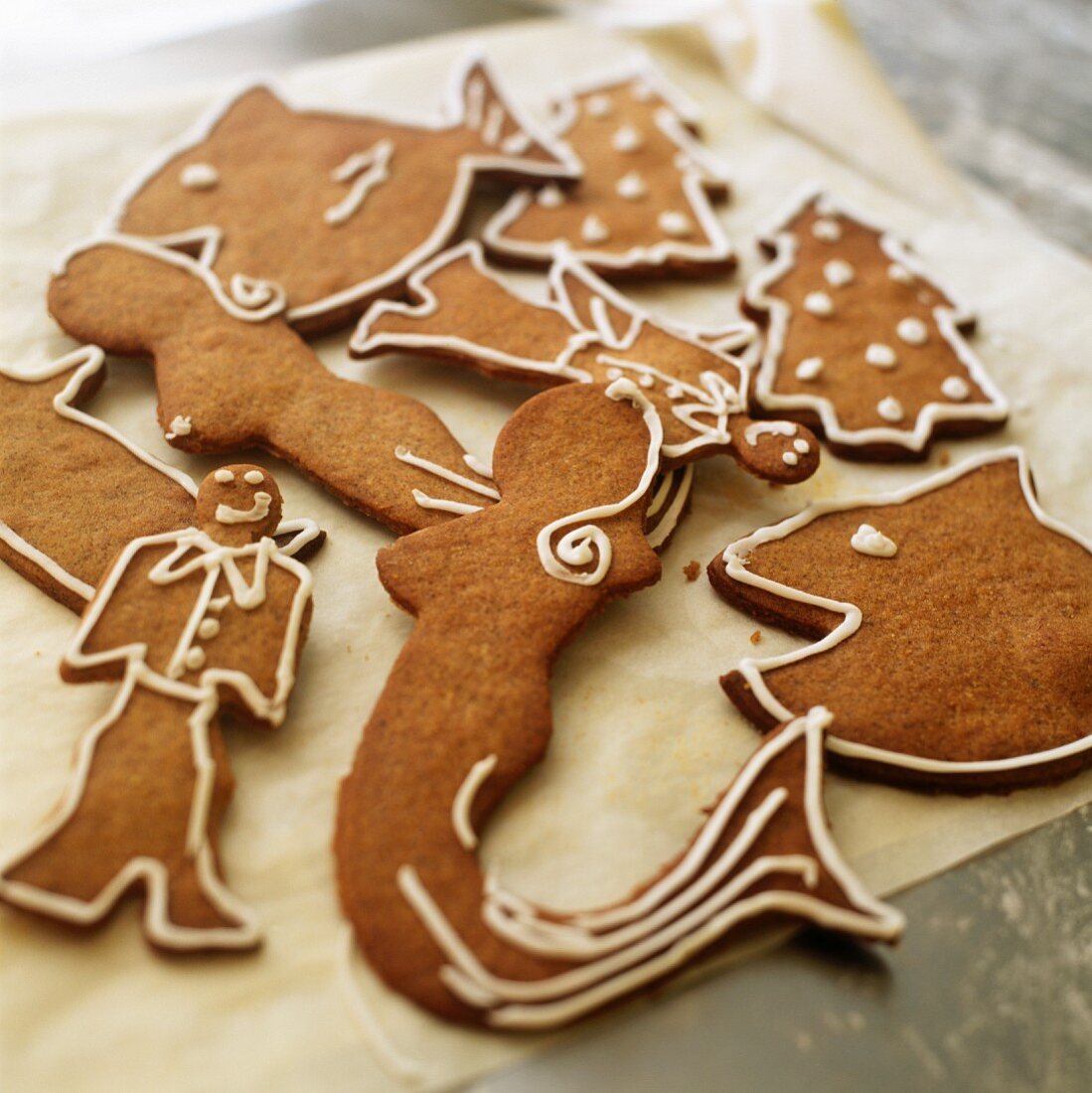 Various gingerbread shapes